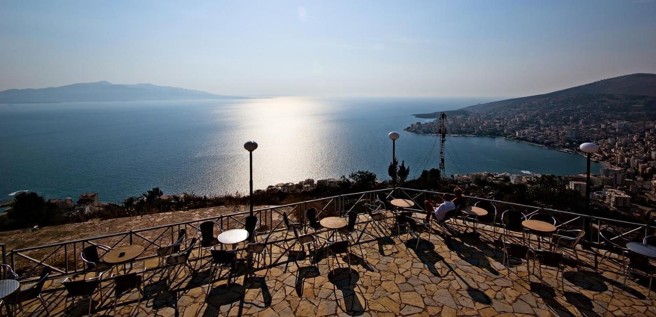 Isabela Apartments Sarande Bagian luar foto