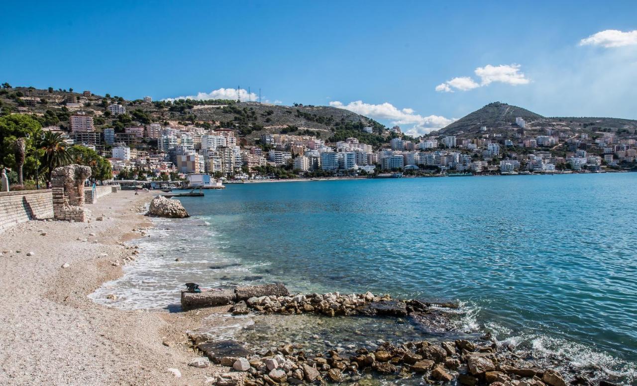 Isabela Apartments Sarande Bagian luar foto