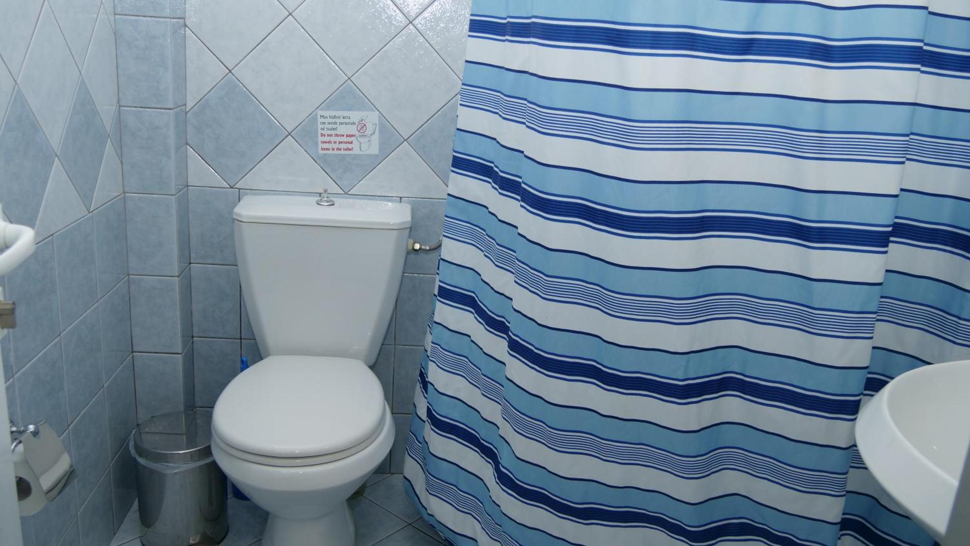 Isabela Apartments Sarande Bagian luar foto